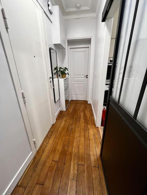 Appartamento Au Coeur Du Marche Poncelet Et A 2 Pas De L'arc De Triomphe - 6 Personnes Et 1 Bebe, Sdb, 2 Wc *