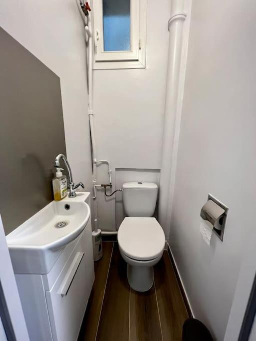 Au Coeur Du Marche Poncelet Et A 2 Pas De L'arc De Triomphe - 6 Personnes Et 1 Bebe, Sdb, 2 Wc Parigi